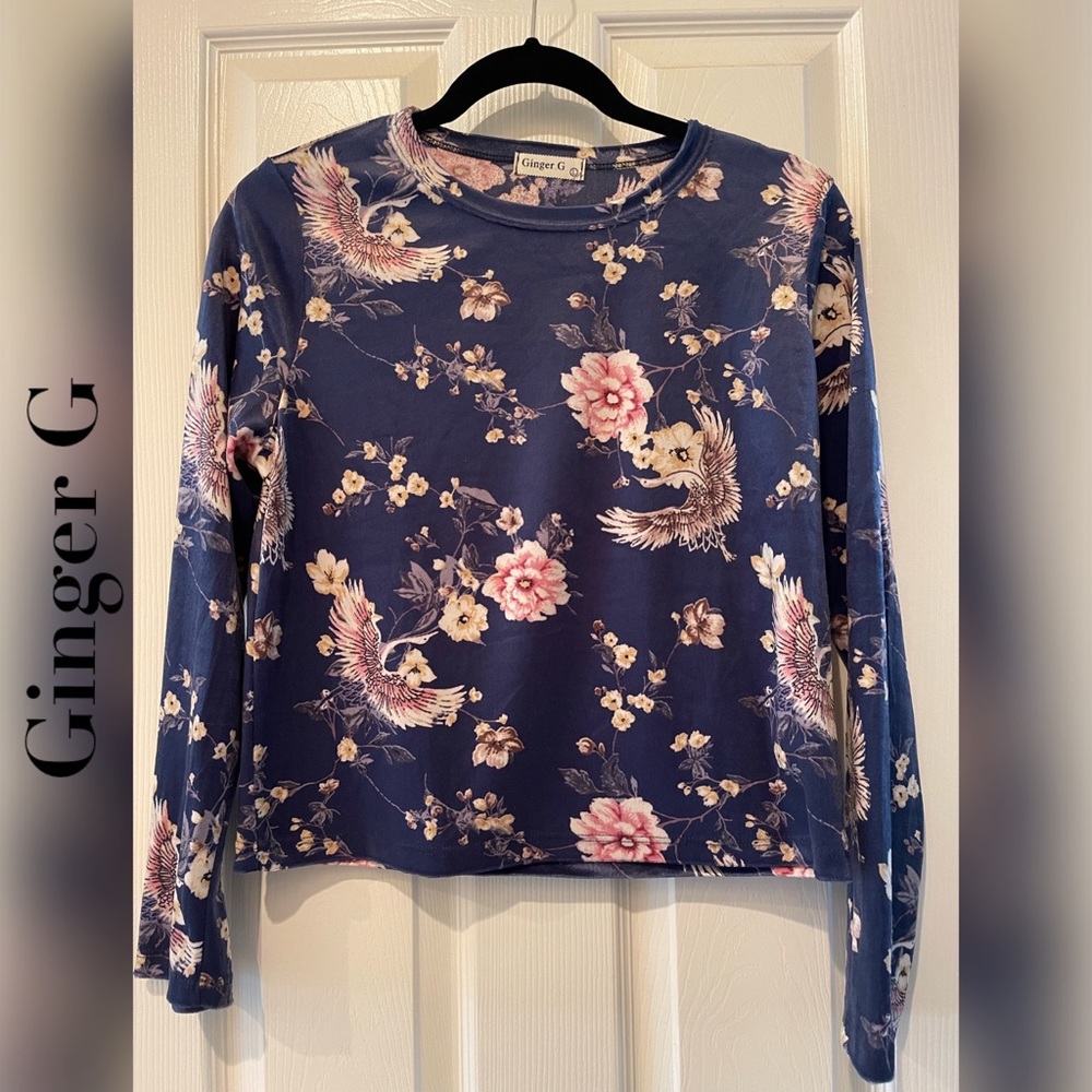 GINGER G Juniors Velour Printed Cropped Top
